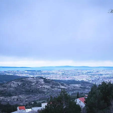 Orange * Klis